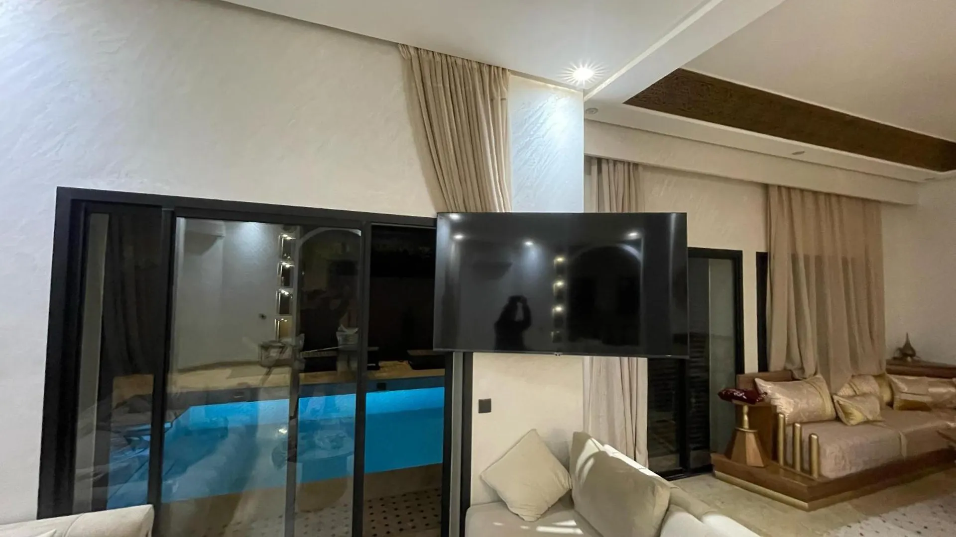 Chambre Villa, Jardin & Piscine マラケシュ ホームステイ